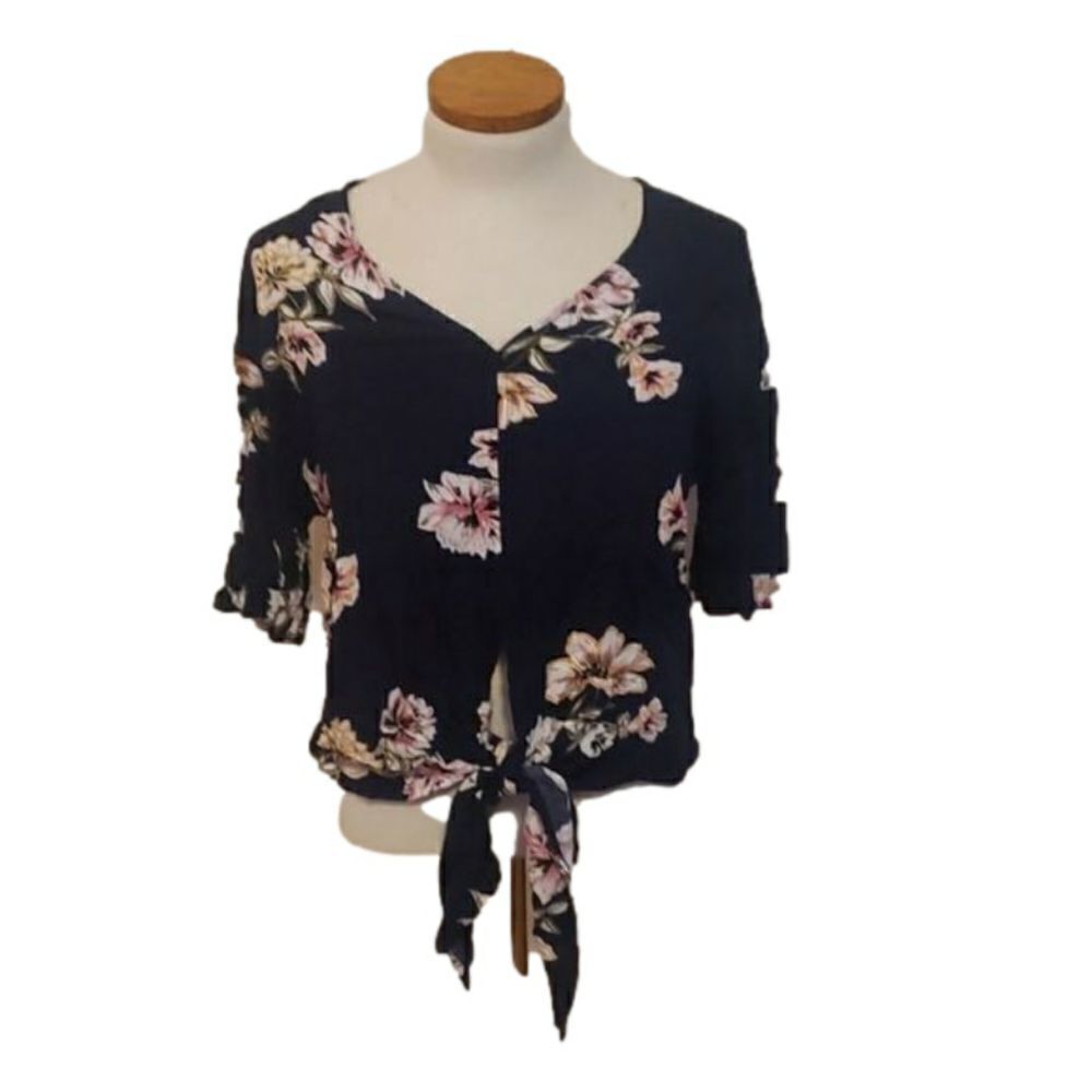 LUQ Rhee Tie Front Top Navy Floral Short Sleeve‎ Cropped Blouse XSP New